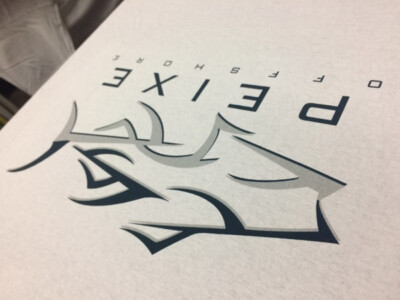 Peixe Offshore Fish logo big print on back. Peixe Offshore Fish logo