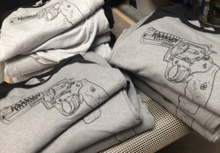 Cross Fit gun logo print. Crossfit Revolver Cancun Mexico